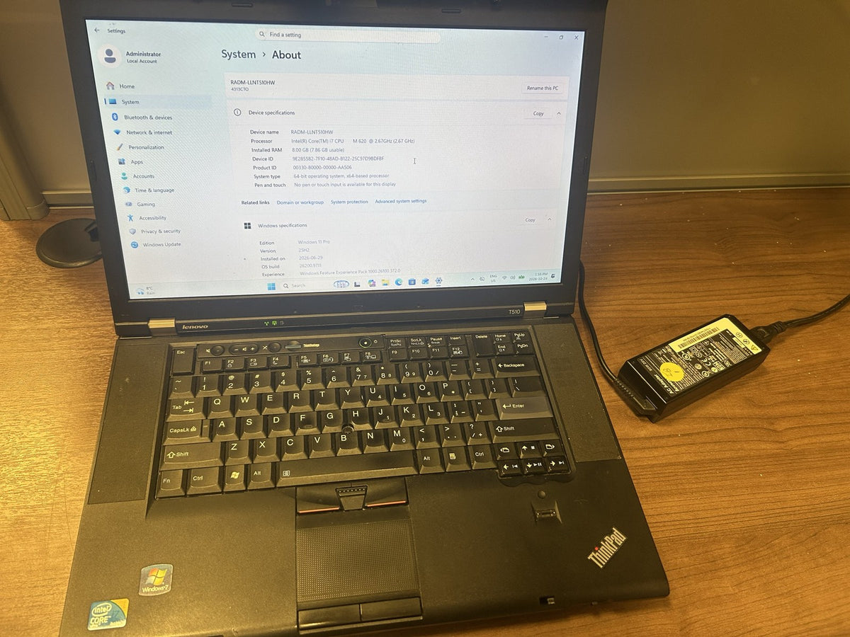 Lenovo ThinkPad T510 - front, powered on, with adapter